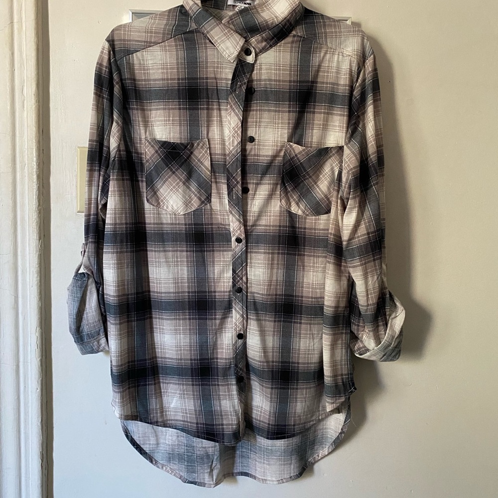 Fashion nova Flannel Top